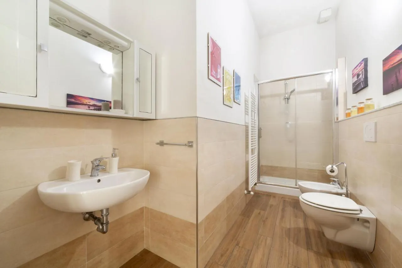 Stil Novo Flat Easy-Walking From Central Station Florence Apartment
